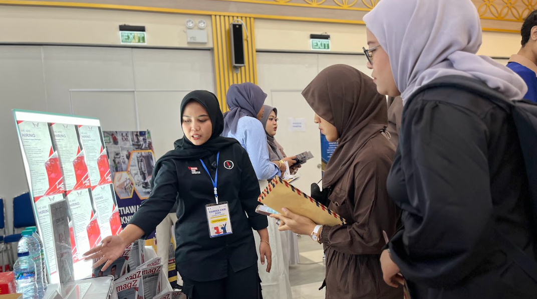 Job Fair di Universitas Terbuka - IDJ
